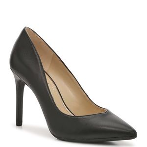 NEW IN BOX Jessica Simpson Haneh black leather heels Size 7.5